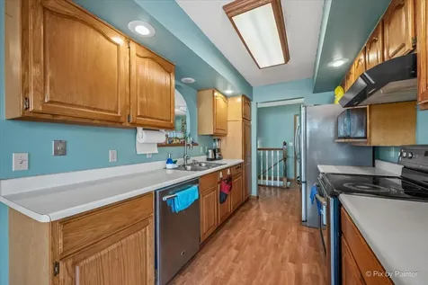 811 Arnold Avenue Rockford IL 61108