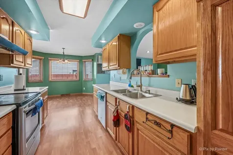 811 Arnold Avenue Rockford IL 61108