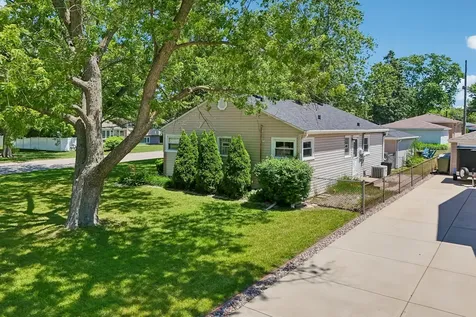 16841 Willow Lane Drive Tinley Park IL 60477