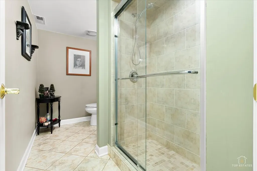 4 Waterbury Court Lake Zurich IL 60047