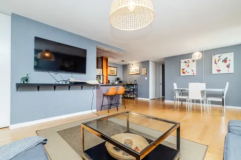1339 North Dearborn Street Chicago IL 60610