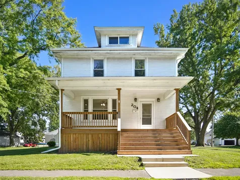 204 East Third Street El Paso IL 61738