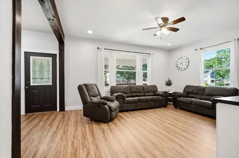204 East Third Street El Paso IL 61738