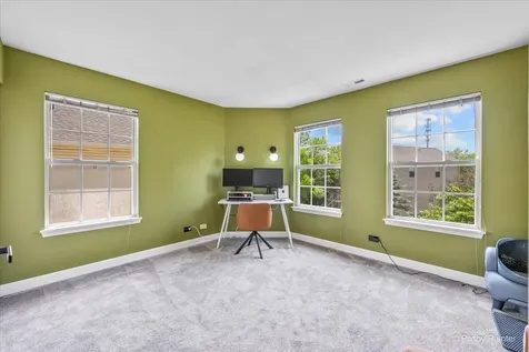 670 Littleton Trail Elgin IL 60120