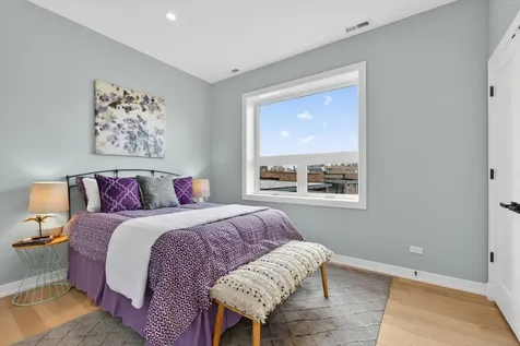 1347 West Grand Avenue Chicago IL 60642