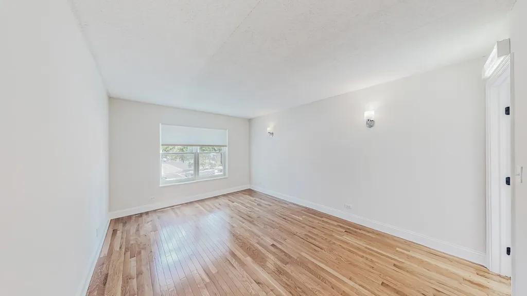 4750 North Elston Avenue Chicago IL 60630