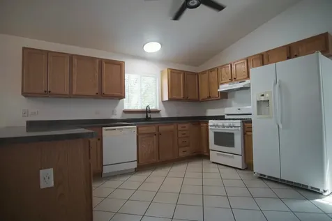 425 Keller Avenue Waukegan IL 60085