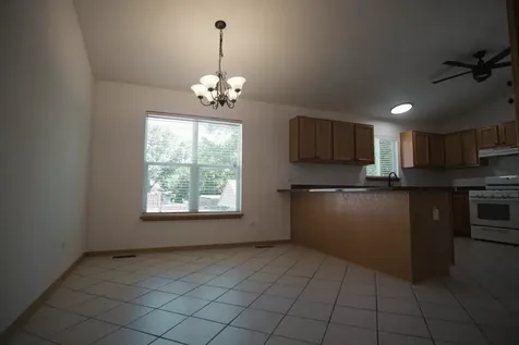 425 Keller Avenue Waukegan IL 60085