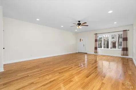 3326 South Lituanica Avenue Chicago IL 60608