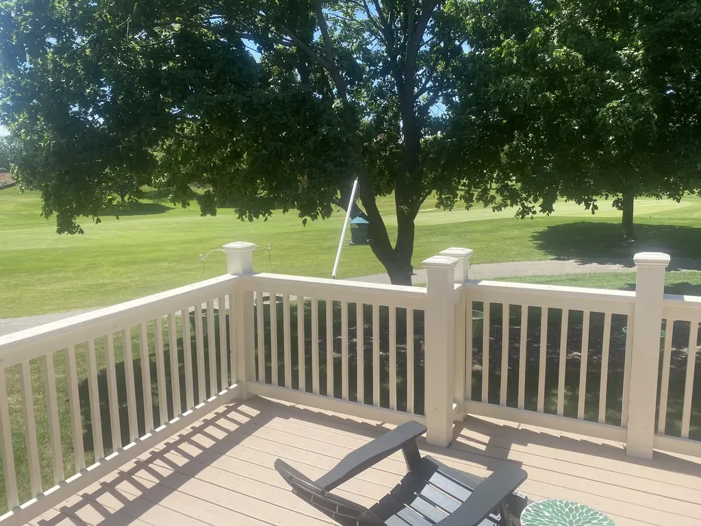 3 Sunvalley Court Lake In The Hills IL 60156