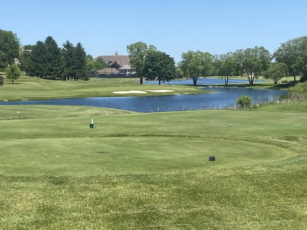 3 Sunvalley Court Lake In The Hills IL 60156