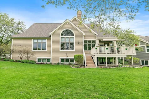 3 Sunvalley Court Lake In The Hills IL 60156