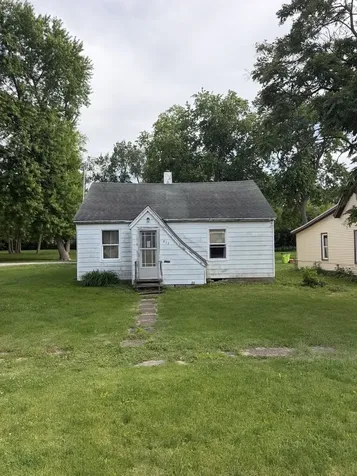 613 East Locust Street Fairbury IL 61739