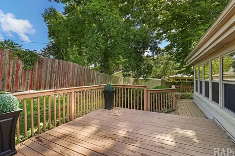 2400 Hyde Park Avenue Waukegan IL 60085