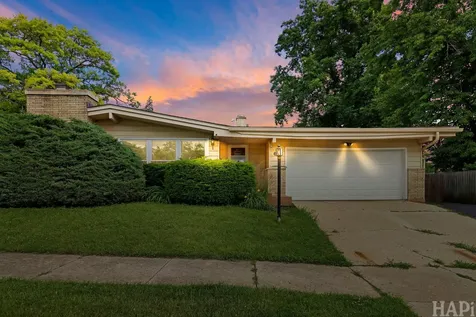 2400 Hyde Park Avenue Waukegan IL 60085