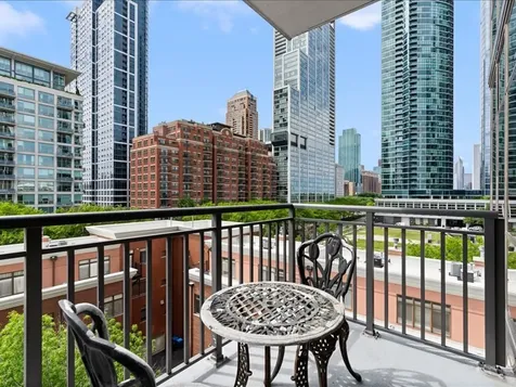 1322 South Prairie Avenue Chicago IL 60605