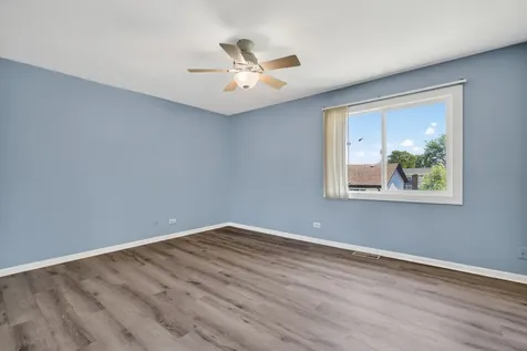 1485 Westbury Drive Hoffman Estates IL 60192