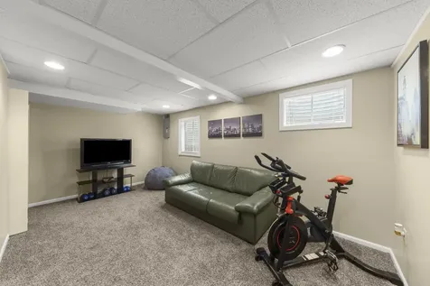 1142 Greensfield Drive Naperville IL 60563