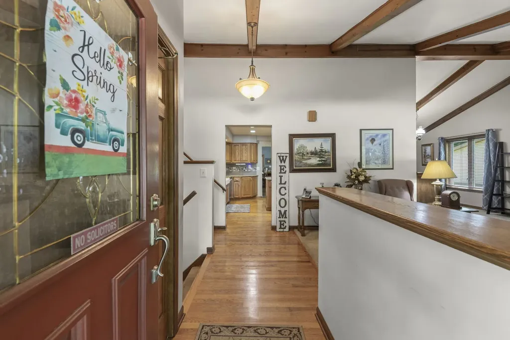 11S669 Schillinger Drive Naperville IL 60564
