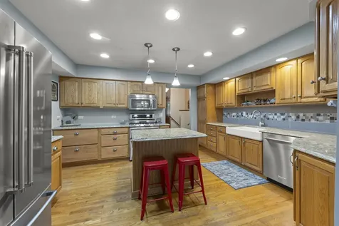 11S669 Schillinger Drive Naperville IL 60564