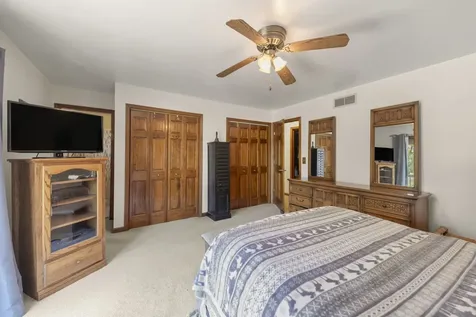 11S669 Schillinger Drive Naperville IL 60564
