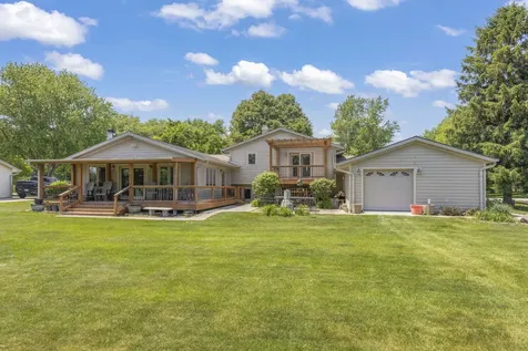 11S669 Schillinger Drive Naperville IL 60564