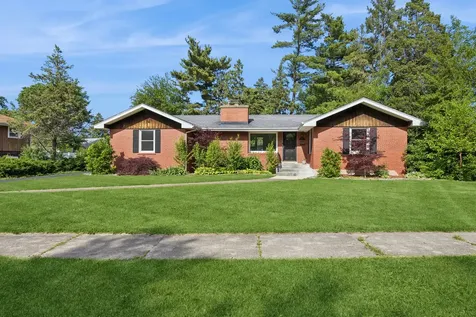 629 Dundee Avenue Flossmoor IL 60422