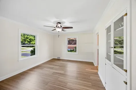 629 Dundee Avenue Flossmoor IL 60422