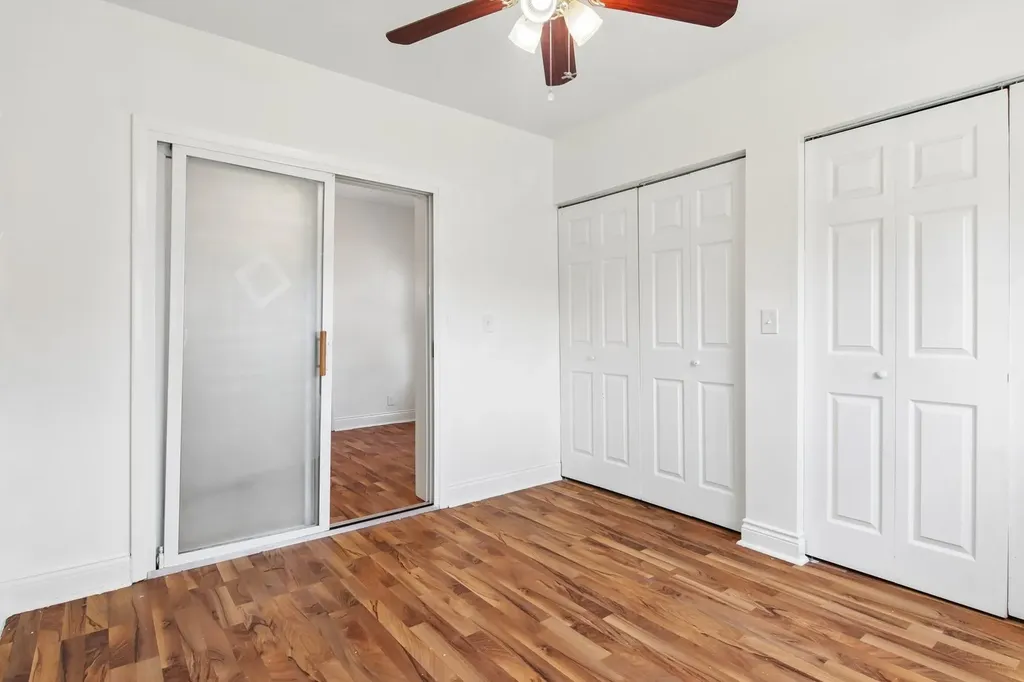 9913 South Parnell Avenue Chicago IL 60628