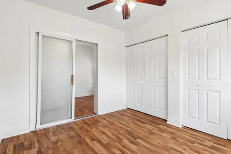 9913 South Parnell Avenue Chicago IL 60628