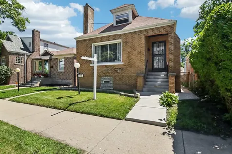 9913 South Parnell Avenue Chicago IL 60628