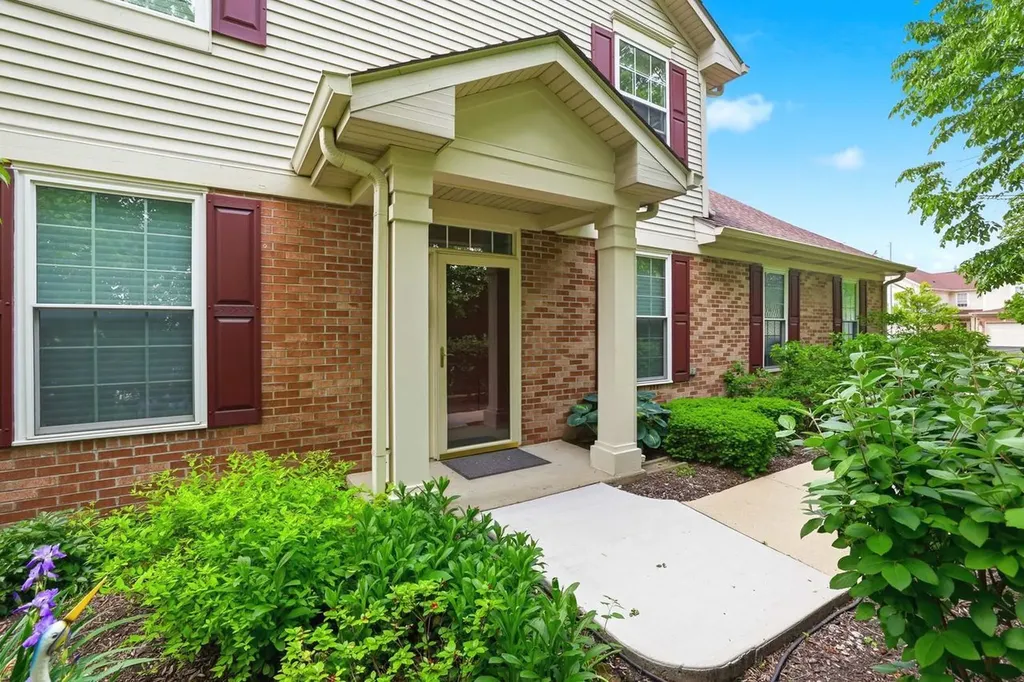 779 Stonewall Court Schaumburg IL 60173