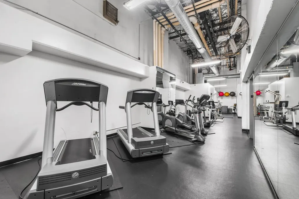 1212 North La Salle Drive Chicago IL 60610