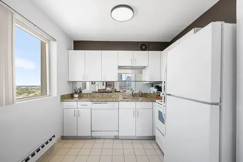 1212 North La Salle Drive Chicago IL 60610
