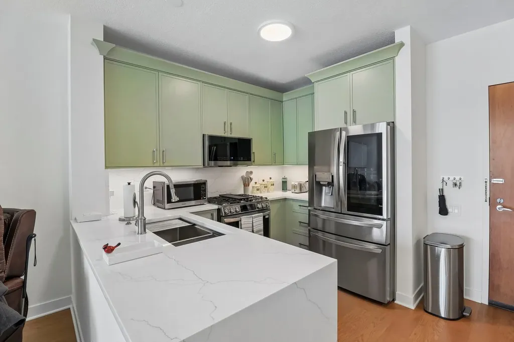 600 North Kingsbury Street Chicago IL 60610