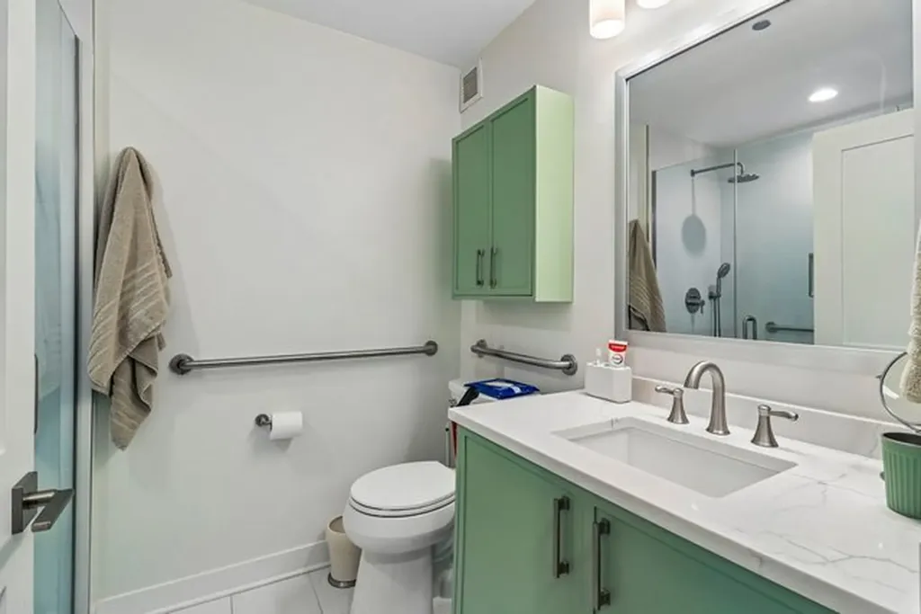 600 North Kingsbury Street Chicago IL 60610
