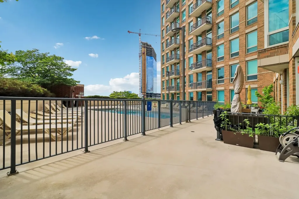 600 North Kingsbury Street Chicago IL 60610