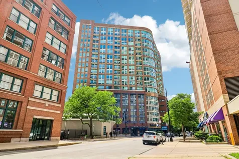600 North Kingsbury Street Chicago IL 60610