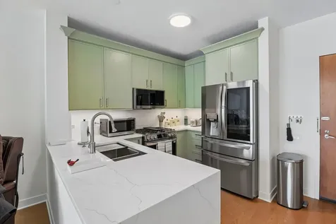 600 North Kingsbury Street Chicago IL 60610