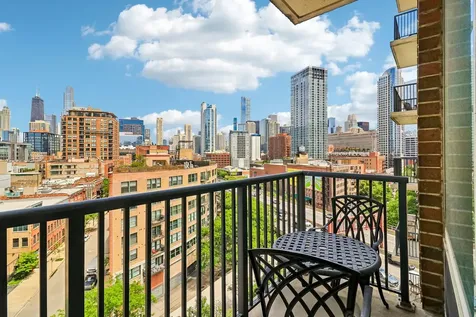 600 North Kingsbury Street Chicago IL 60610