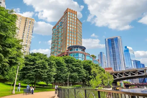 600 North Kingsbury Street Chicago IL 60610