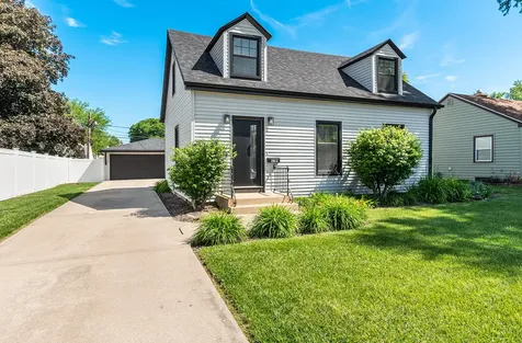 1613 Jones Street Joliet IL 60435