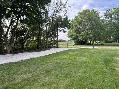 403 Rhodes Avenue Big Rock IL 60511