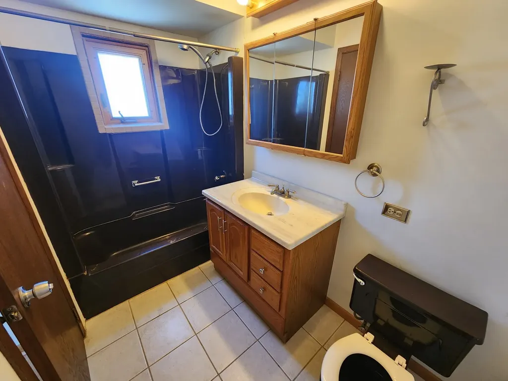 4410 West 81st Place Chicago IL 60652