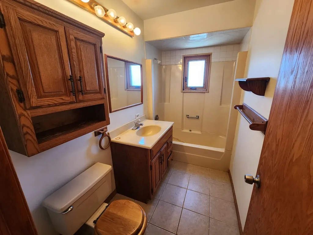 4410 West 81st Place Chicago IL 60652