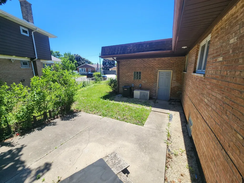 4410 West 81st Place Chicago IL 60652