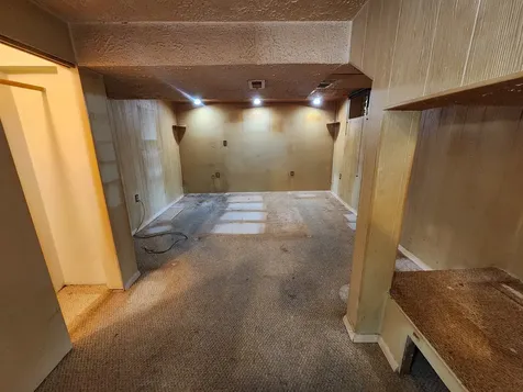 4410 West 81st Place Chicago IL 60652