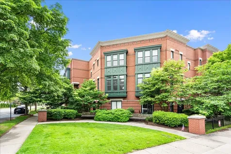 130 North Rose Street Palatine IL 60067