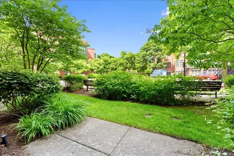 130 North Rose Street Palatine IL 60067