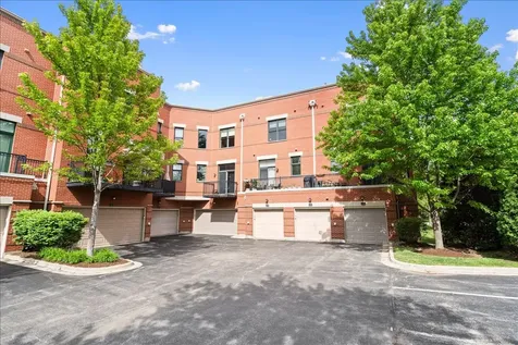 130 North Rose Street Palatine IL 60067